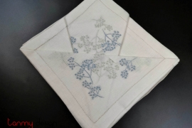 Napkin set - star flower embroidery